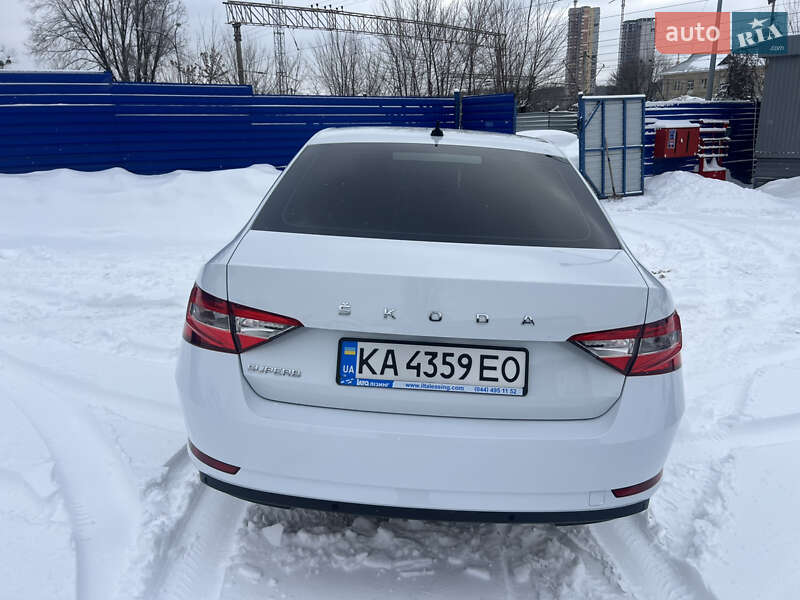 Лифтбек Skoda Superb 2021 в Киеве фото 5 Лифтбек Skoda Superb 2021 в Киеве