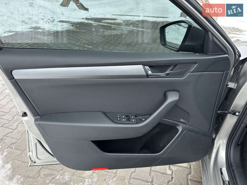 Лифтбек Skoda Superb 2018 в Луцке фото 22 Лифтбек Skoda Superb 2018 в Луцке