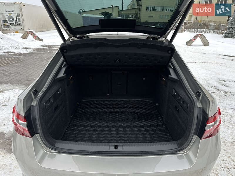 Лифтбек Skoda Superb 2018 в Луцке фото 42 Лифтбек Skoda Superb 2018 в Луцке