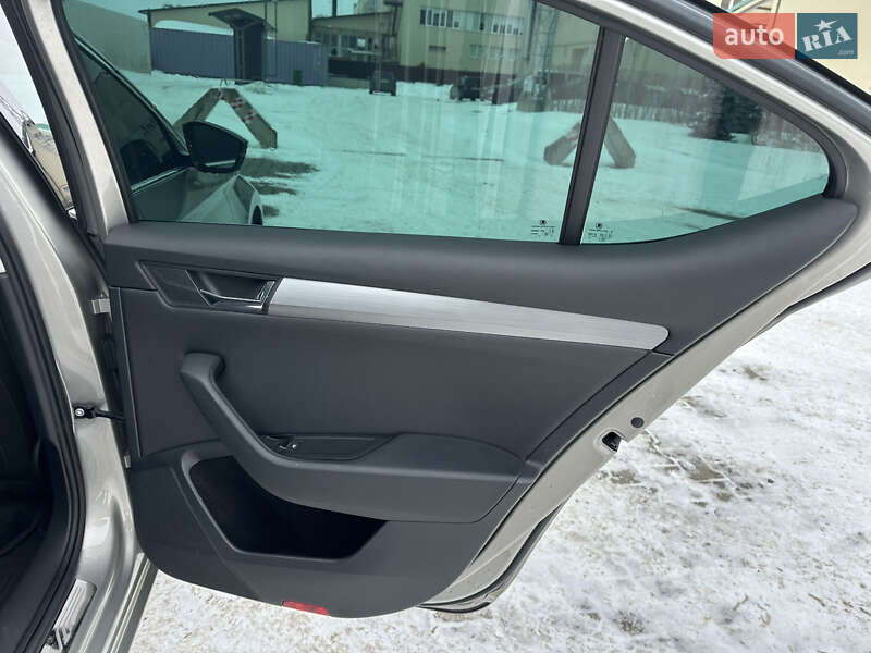 Лифтбек Skoda Superb 2018 в Луцке фото 44 Лифтбек Skoda Superb 2018 в Луцке