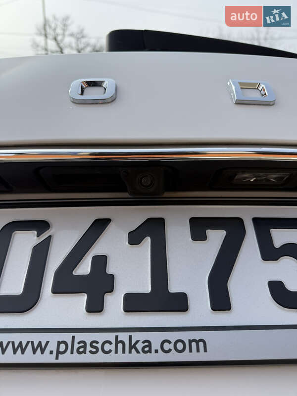 Универсал Skoda Superb 2020 в Сваляве