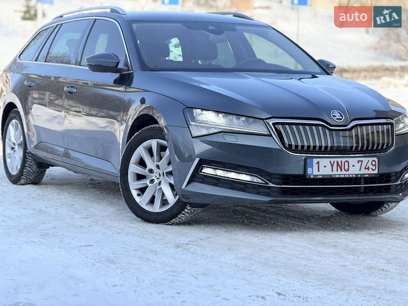 Универсал Skoda Superb 2021 в Ровно