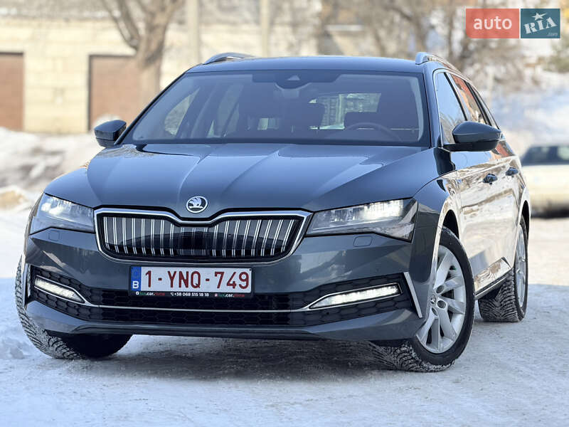 Универсал Skoda Superb 2021 в Ровно