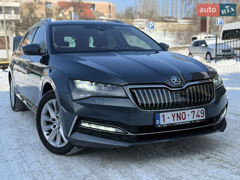 Универсал Skoda Superb 2021 в Ровно