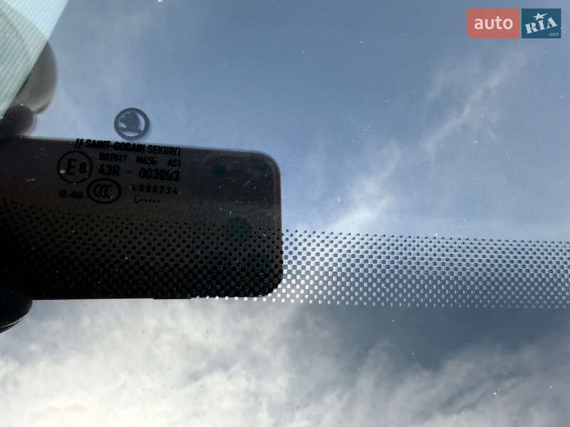 Универсал Skoda Superb 2021 в Ровно