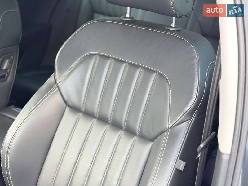 Универсал Skoda Superb 2021 в Ровно