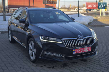 Универсал Skoda Superb 2019 в Радехове