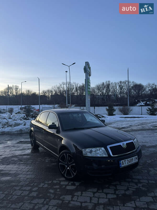 Skoda Superb 2006