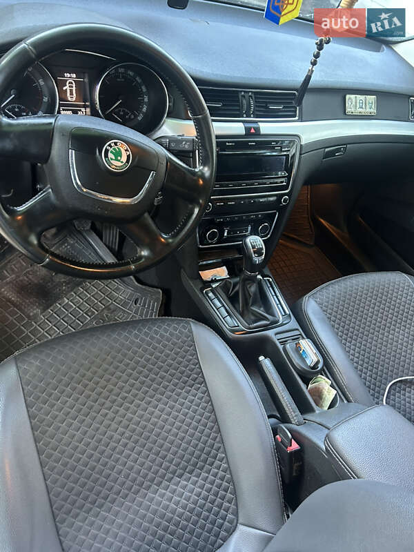 Лифтбек Skoda Superb 2012 в Добровеличковке фото 17 Лифтбек Skoda Superb 2012 в Добровеличковке