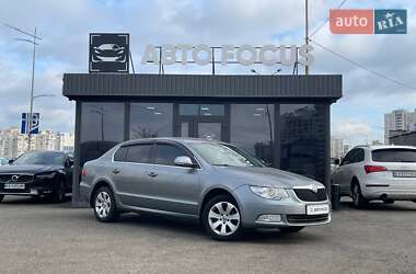 Универсал Skoda Superb 2008 в Киеве