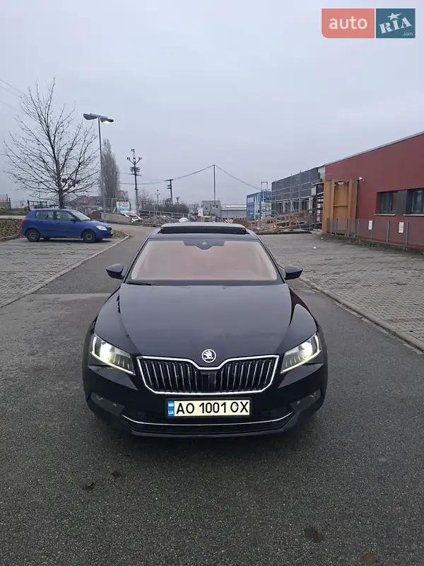 Skoda Superb 2017 VIN TMBAJ9NP3J7524408 фото оголошення 28 з 62