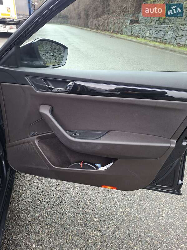 Ліфтбек Skoda Superb 2017 в Ужгороді