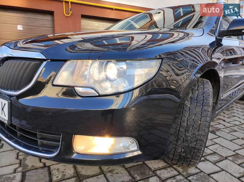Універсал Skoda Superb 2012 в Івано-Франківську