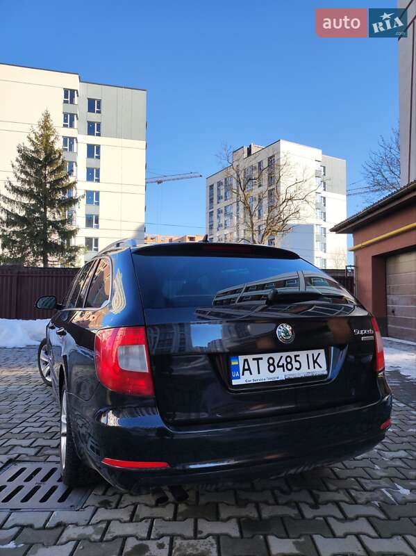 Універсал Skoda Superb 2012 в Івано-Франківську