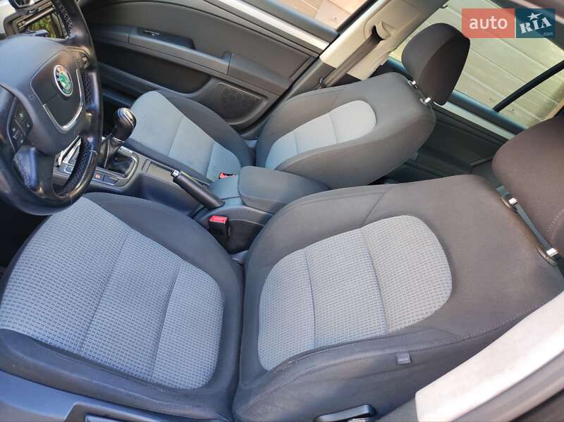 Універсал Skoda Superb 2012 в Івано-Франківську