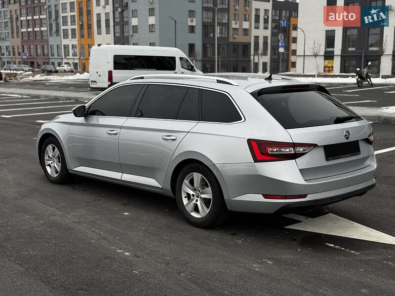 Универсал Skoda Superb 2017 в Ровно фото 3 Универсал Skoda Superb 2017 в Ровно