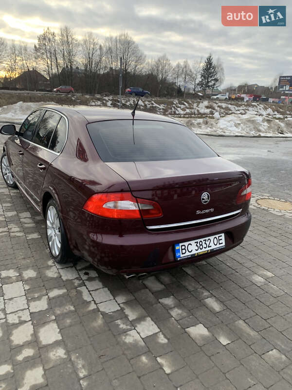 Лифтбек Skoda Superb 2008 в Львове