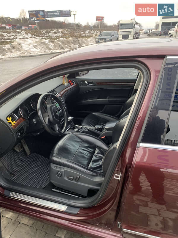 Лифтбек Skoda Superb 2008 в Львове