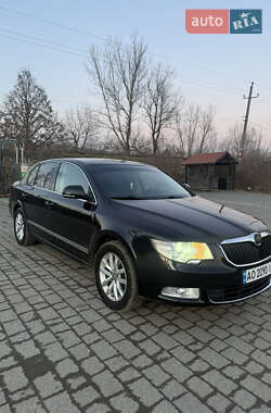Лифтбек Skoda Superb 2008 в Тячеве