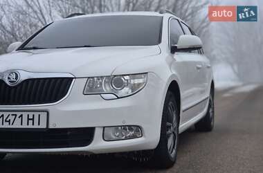 Універсал Skoda Superb 2011 в Бершаді
