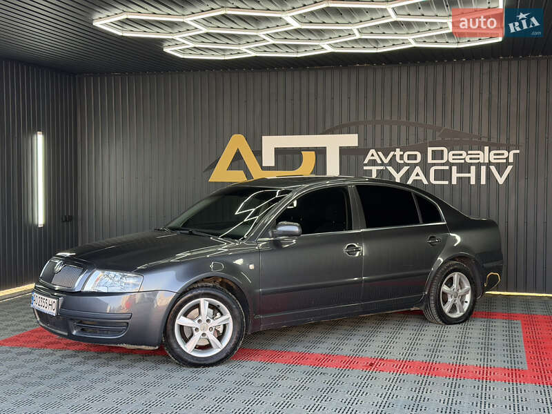 Ліфтбек Skoda Superb 2006 в Тячеві