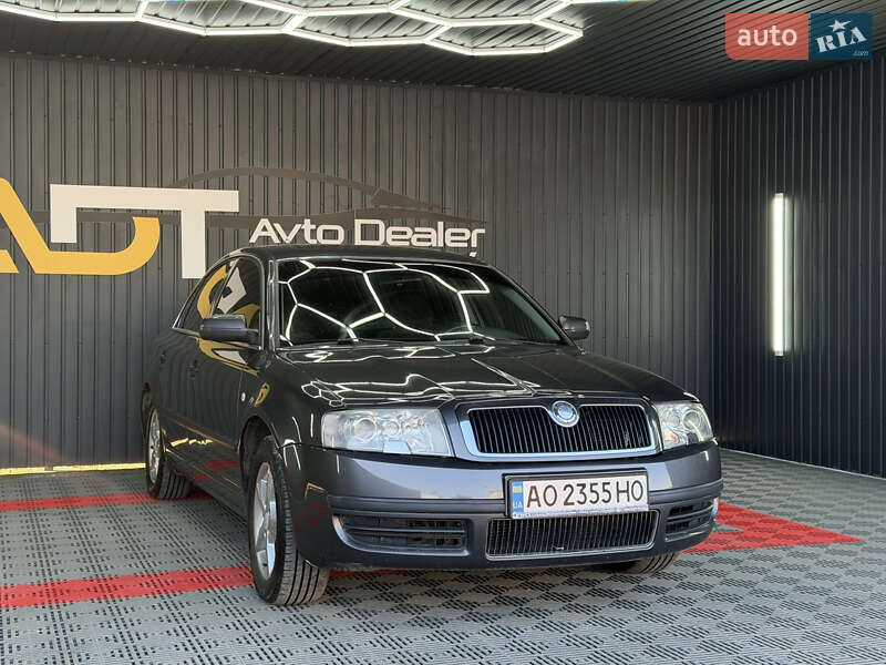 Ліфтбек Skoda Superb 2006 в Тячеві