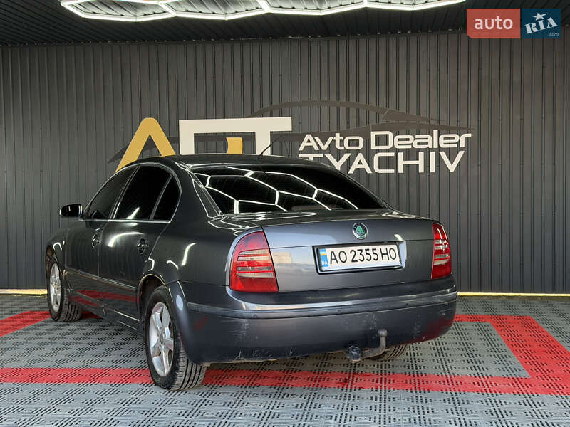 Ліфтбек Skoda Superb 2006 в Тячеві