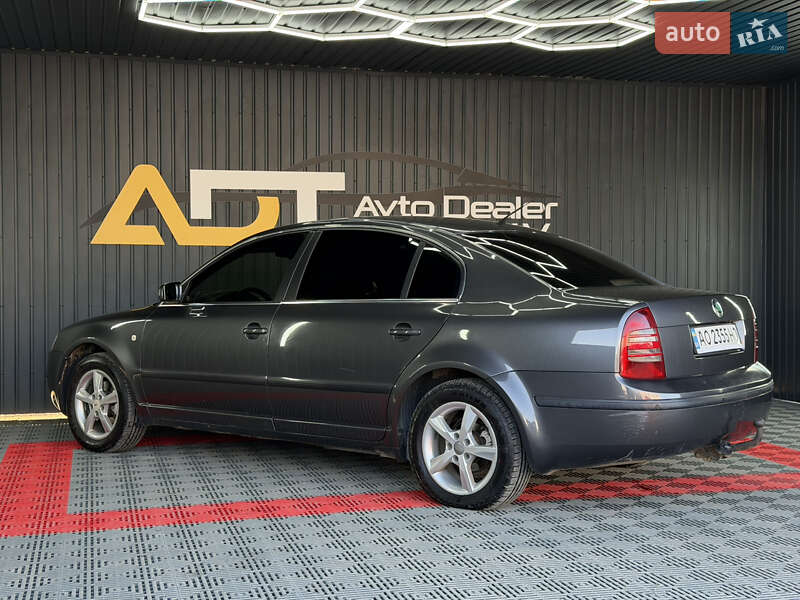 Ліфтбек Skoda Superb 2006 в Тячеві
