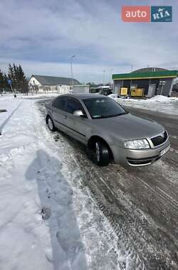 Универсал Skoda Superb 2008 в Косове