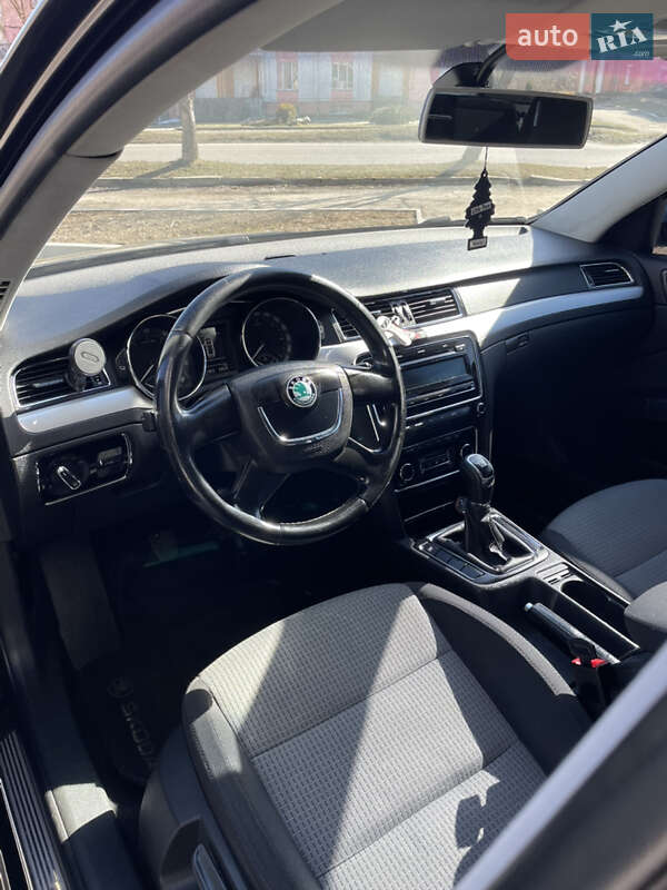 Універсал Skoda Superb 2010 в Долині фото 12 Універсал Skoda Superb 2010 в Долині