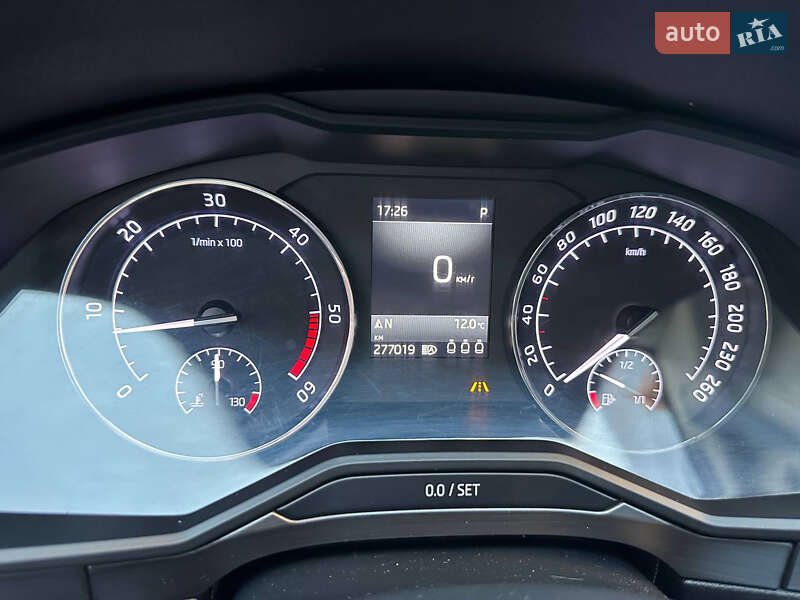 Универсал Skoda Superb 2017 в Ужгороде