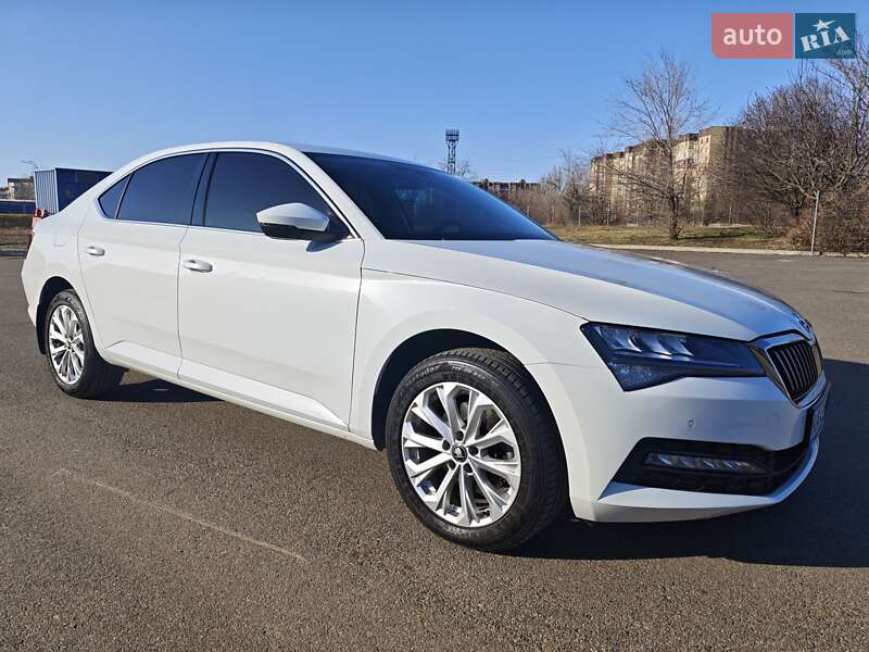 Skoda Superb 2021