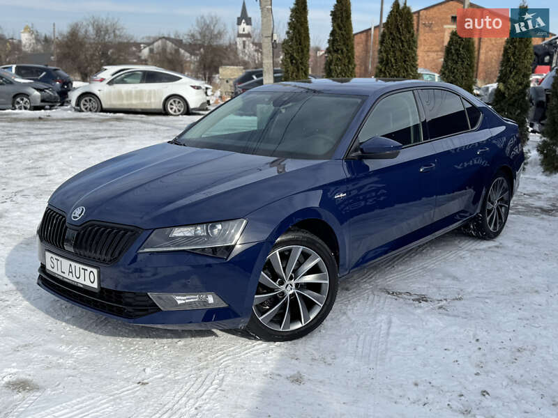 Ліфтбек Skoda Superb 2017 в Львові