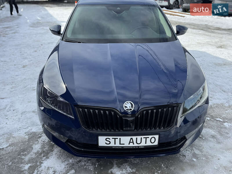 Ліфтбек Skoda Superb 2017 в Львові