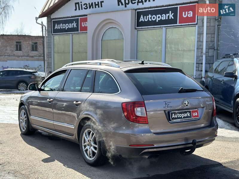Универсал Skoda Superb 2010 в Виннице