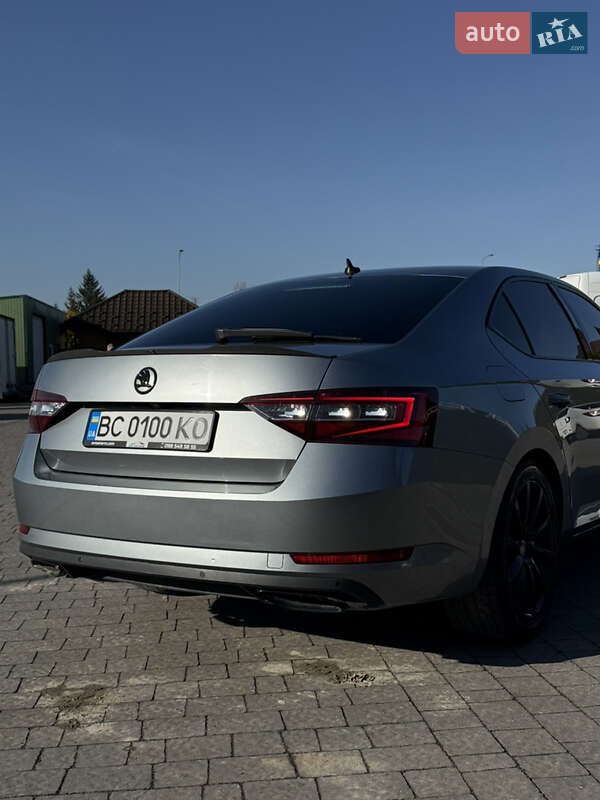 Ліфтбек Skoda Superb 2017 в Львові