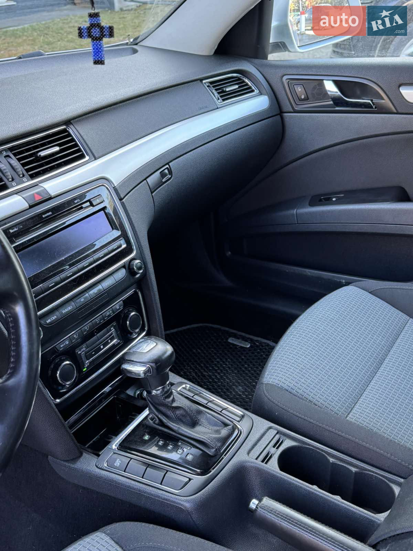2012 Skoda Superb - мініатюра 8