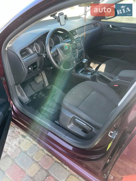 Ліфтбек Skoda Superb 2010 в Львові