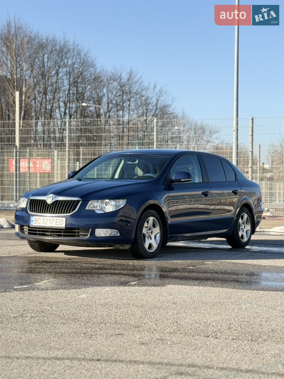 2010 Skoda Superb - мініатюра 21
