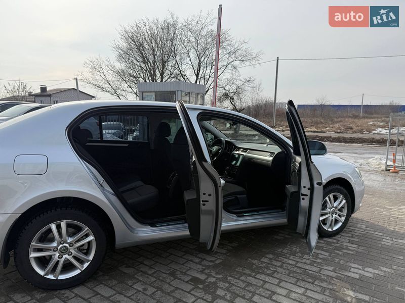 Лифтбек Skoda Superb 2013 в Полтаве