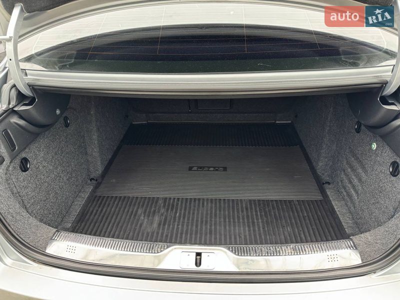 Лифтбек Skoda Superb 2013 в Полтаве
