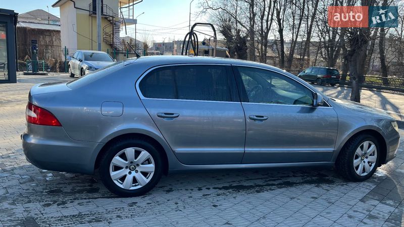 Лифтбек Skoda Superb 2008 в Самборе