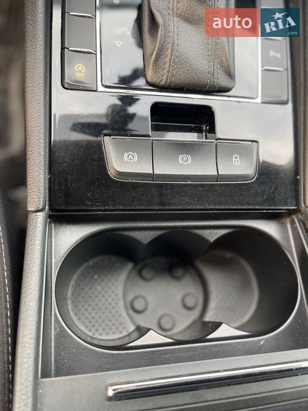 Універсал Skoda Superb 2016 в Ужгороді