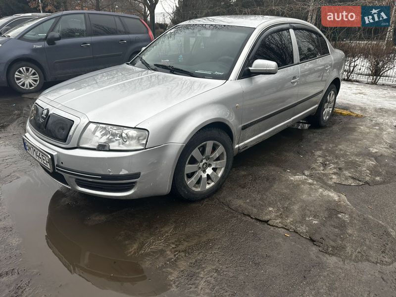 Ліфтбек Skoda Superb 2004 в Києві