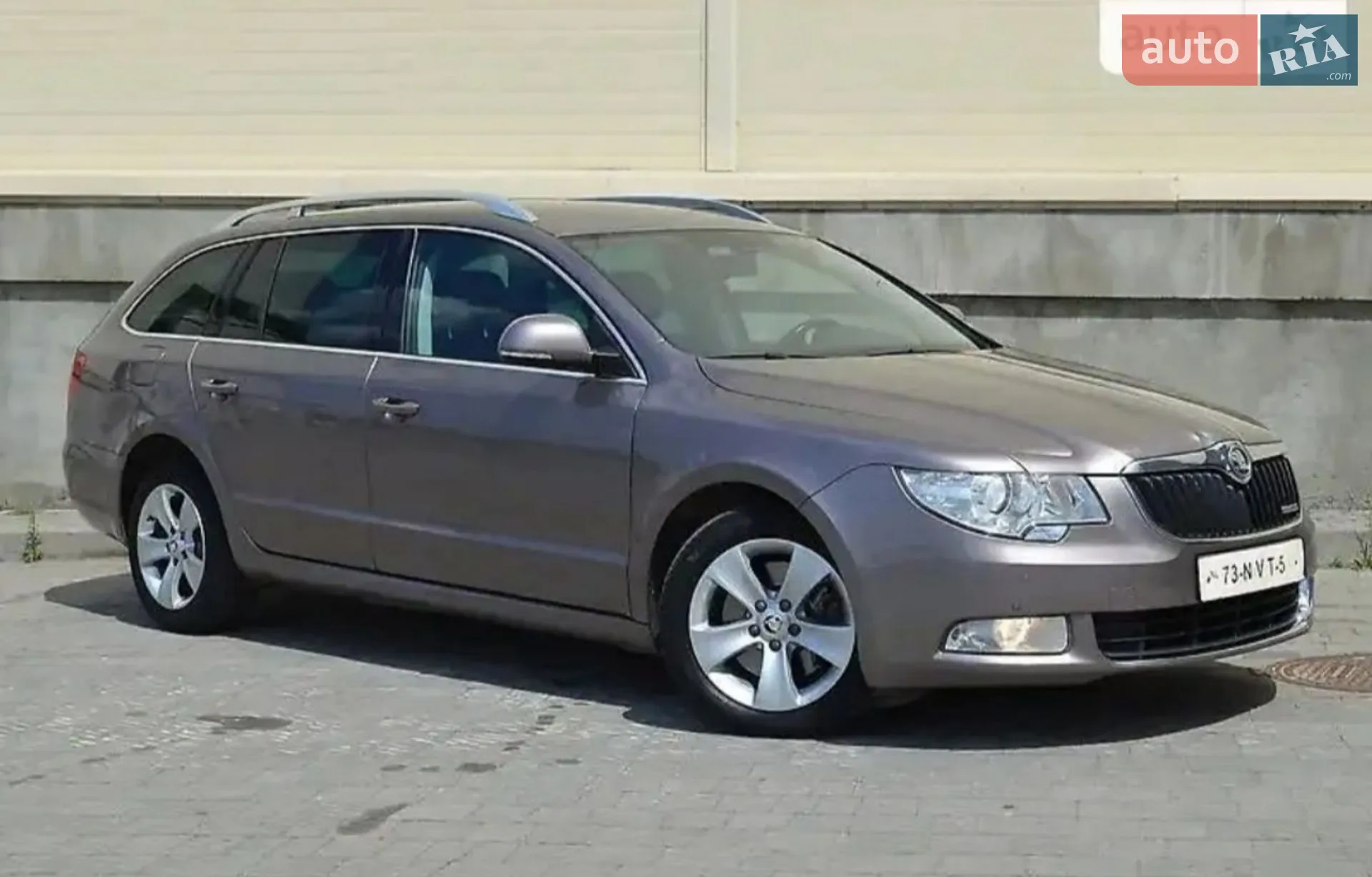 2010 Skoda Superb - мініатюра 27