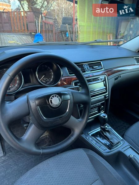 Лифтбек Skoda Superb 2013 в Львове