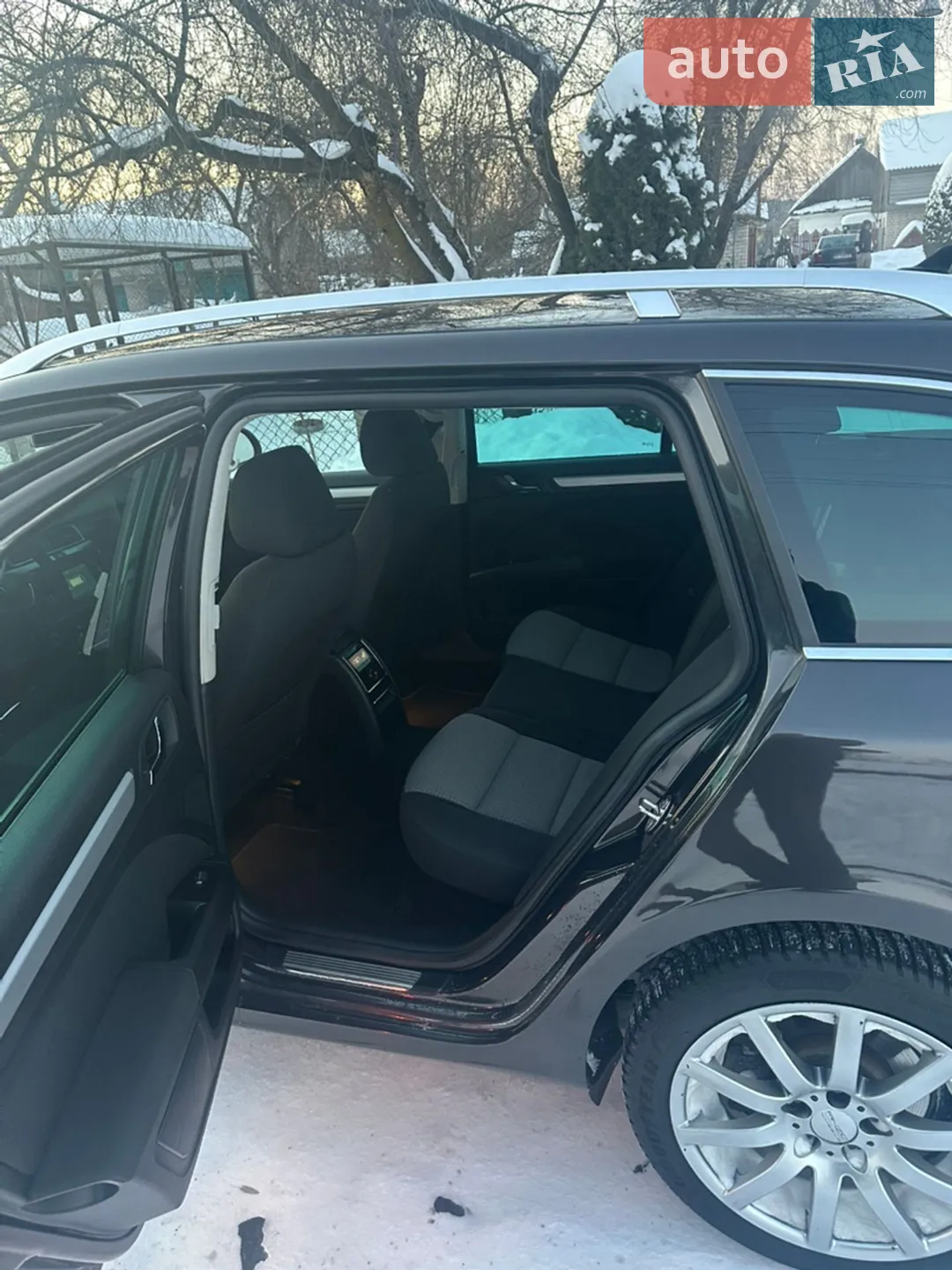 2010 Skoda Superb - мініатюра 11