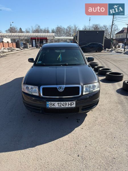 Ліфтбек Skoda Superb 2004 в Рівному