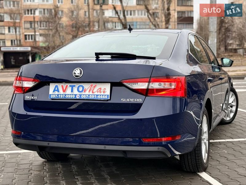 Лифтбек Skoda Superb 2015 в Кривом Роге