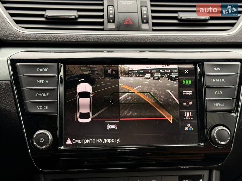 Лифтбек Skoda Superb 2015 в Кривом Роге